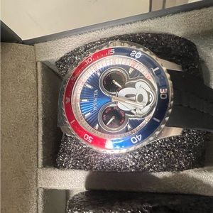 Invicta Disney Watch (Mother and Daughter)Limited Edition.